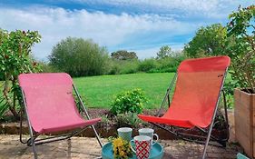 Au Ti Menhir * 2 A 4 Vacanciers * Piscine * Wifi